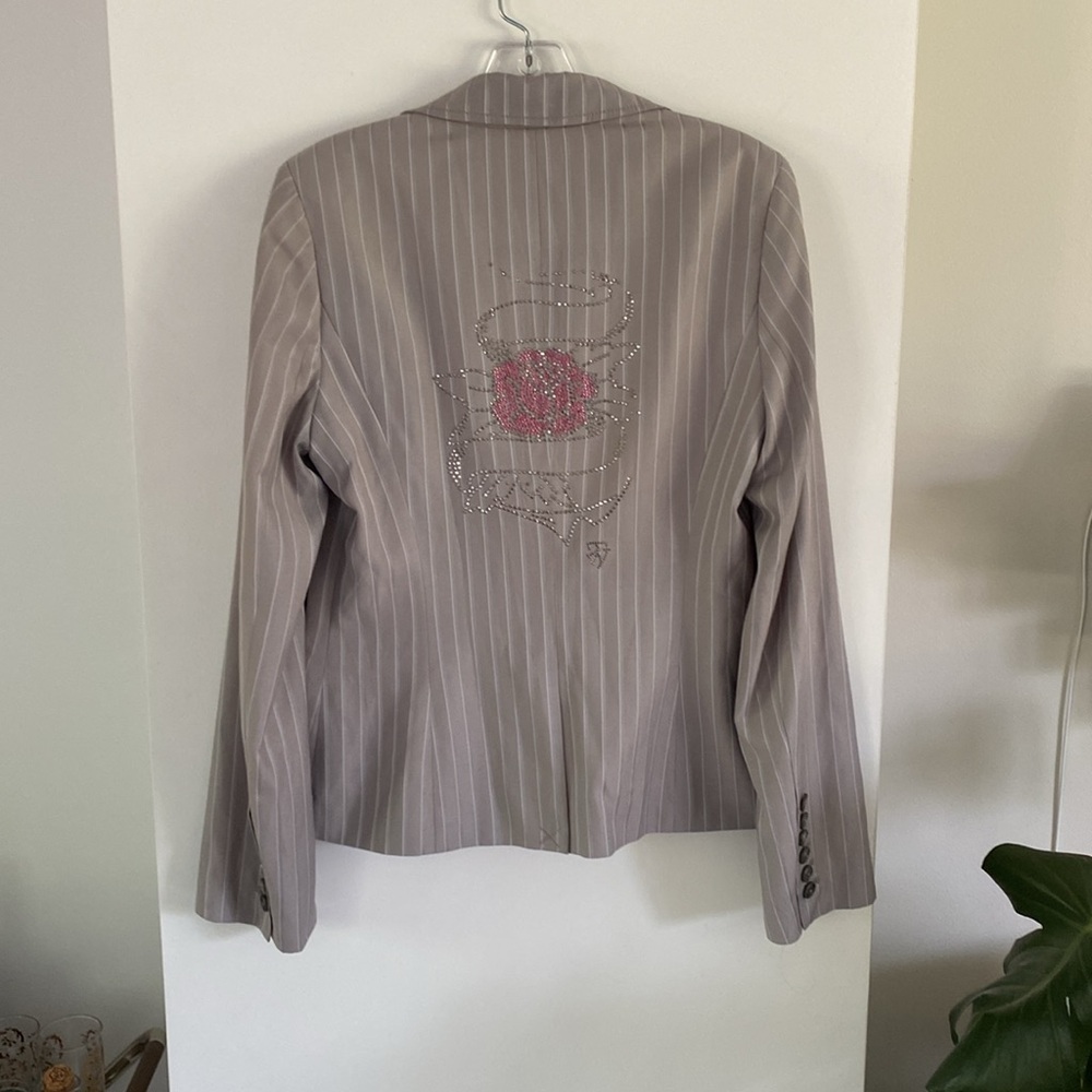 TRAVIS WALKER Grey gray pinstripe blazer jewel design 8 silk lining
